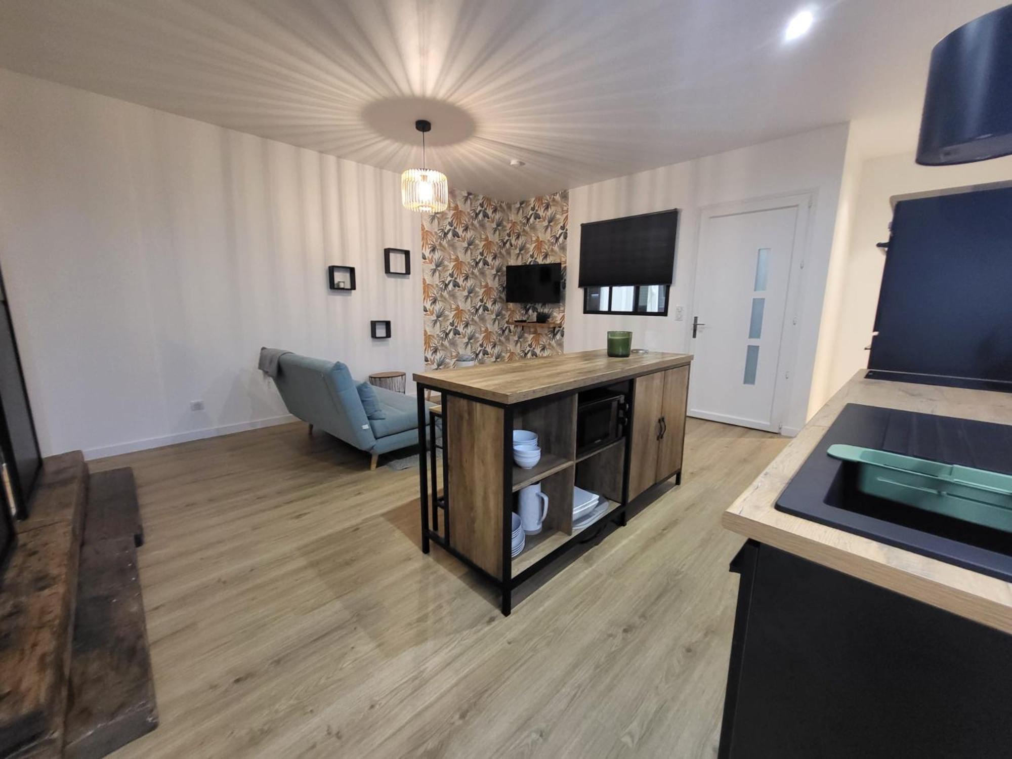 T2 Apartment *